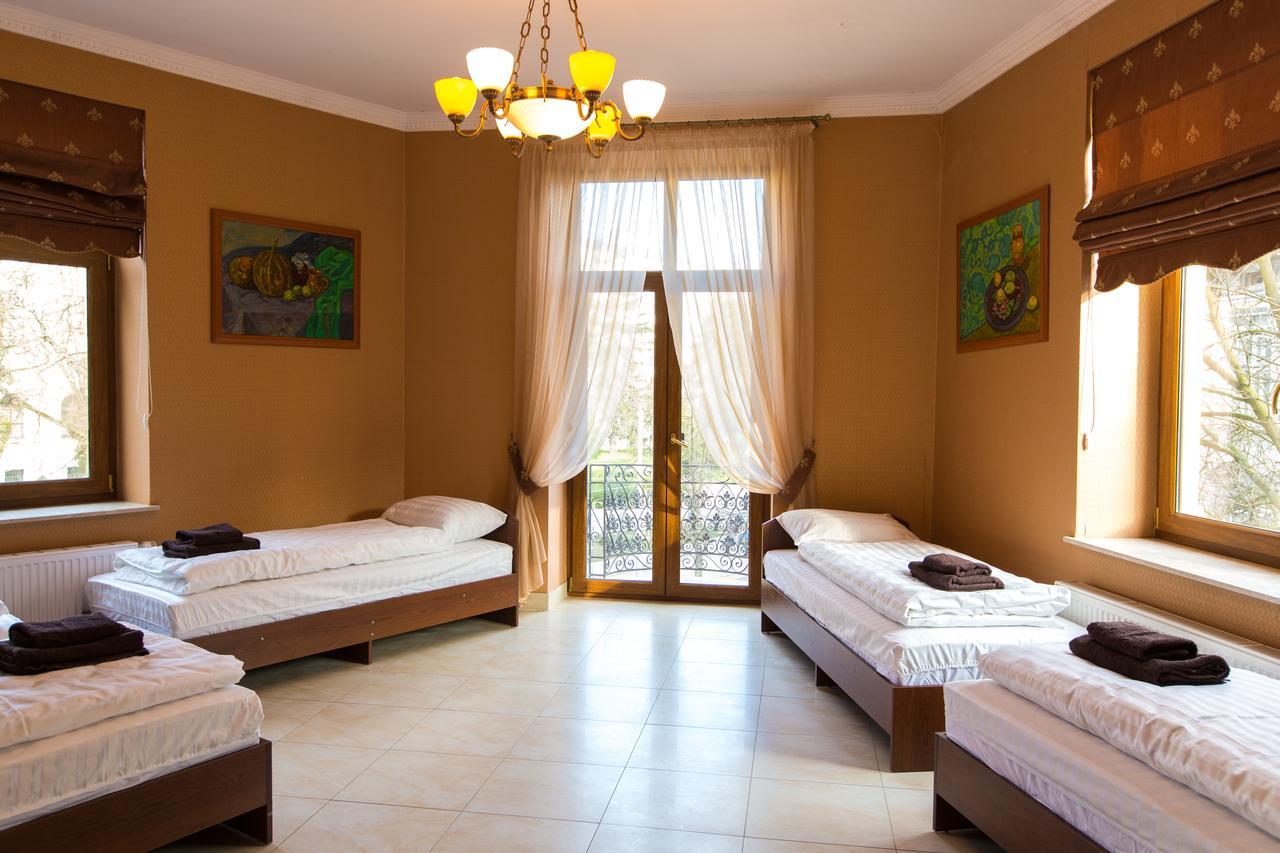 10 Rooms Lviv Exterior foto