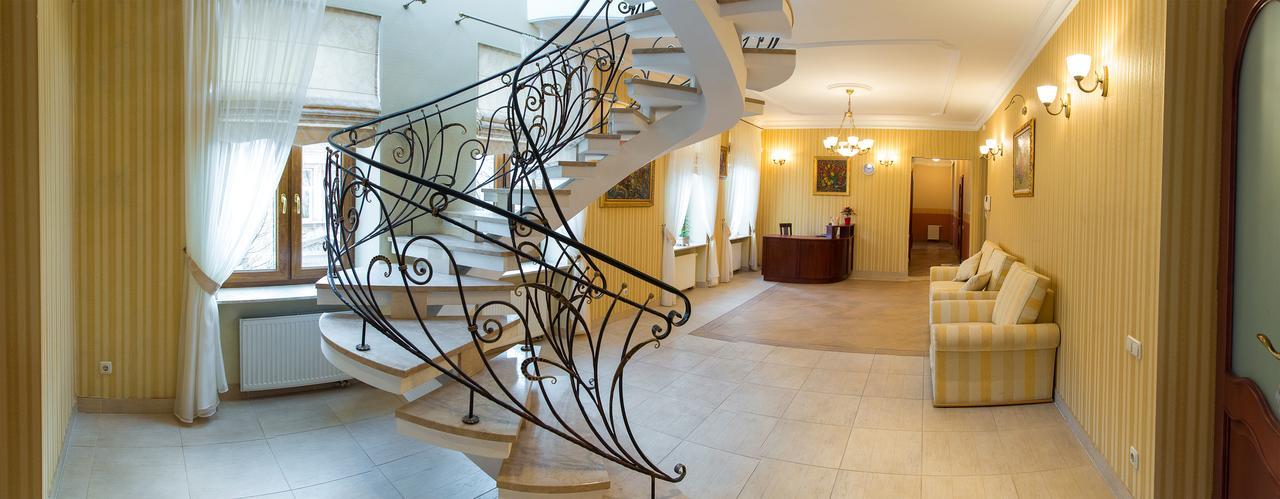10 Rooms Lviv Exterior foto